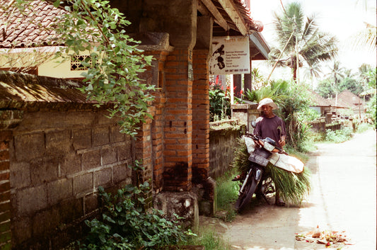 Ubud laneway on 35mm